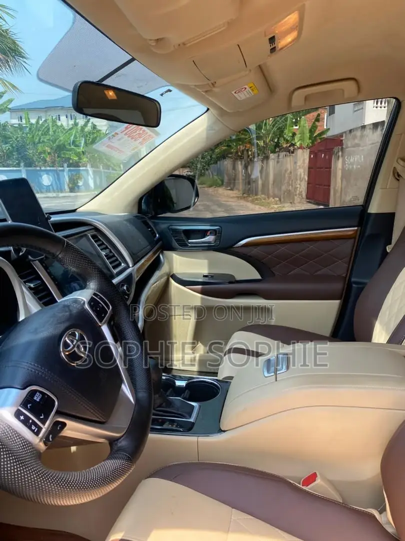 Toyota Highlander XLE AWD 2020 Black
