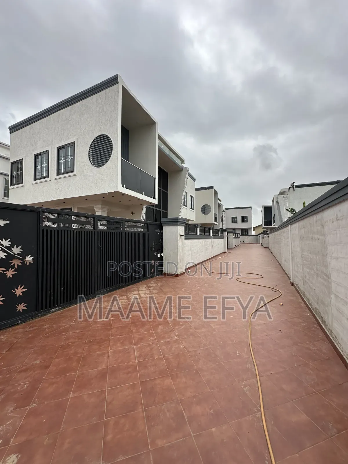 4bdrm House in Spintex, Accra Metropolitan for sale