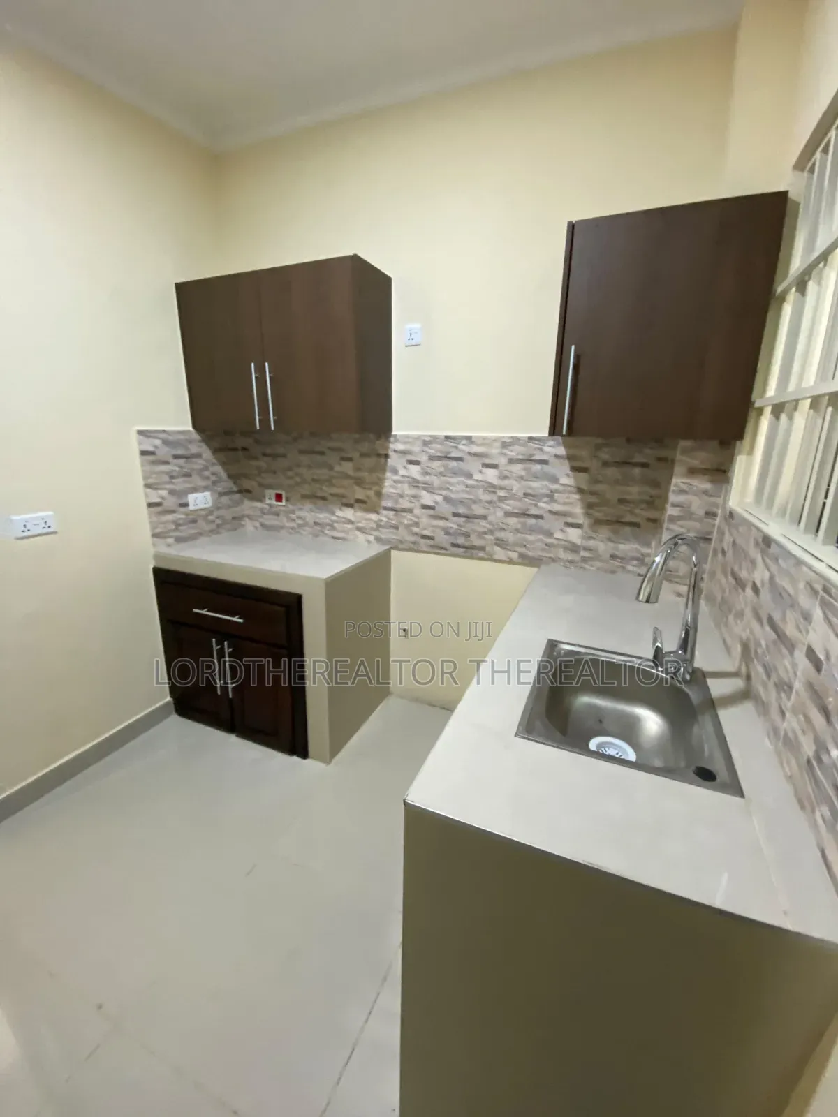 1bdrm Apartment in Pokuase for rent