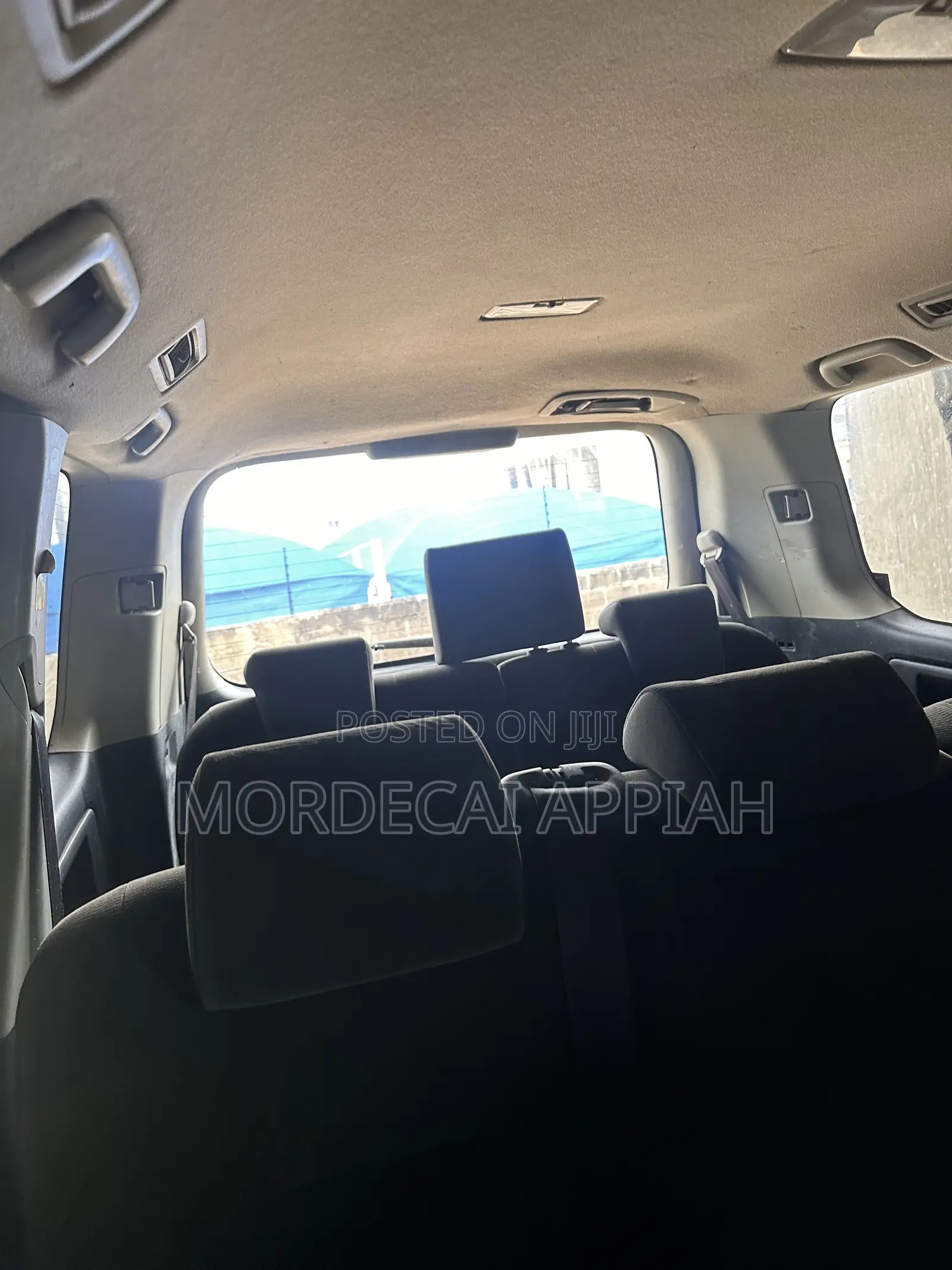 Toyota Voxy 2012 Silver