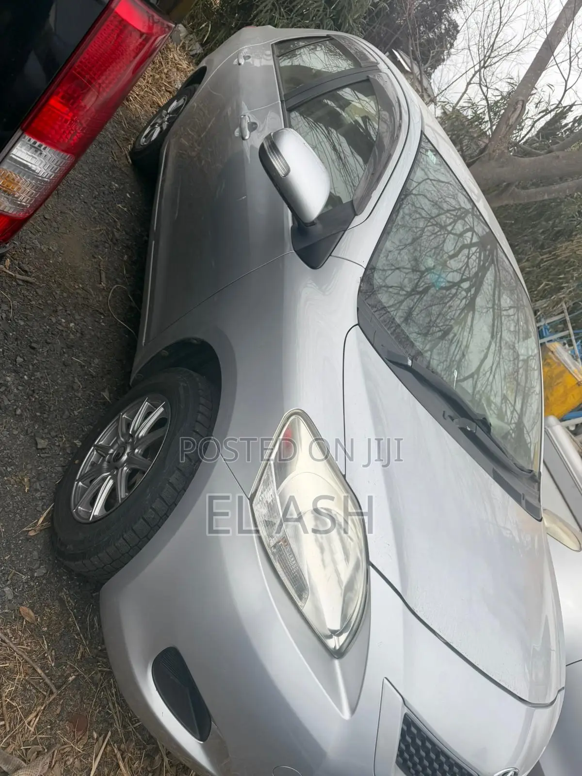 Toyota Belta 2010 Silver