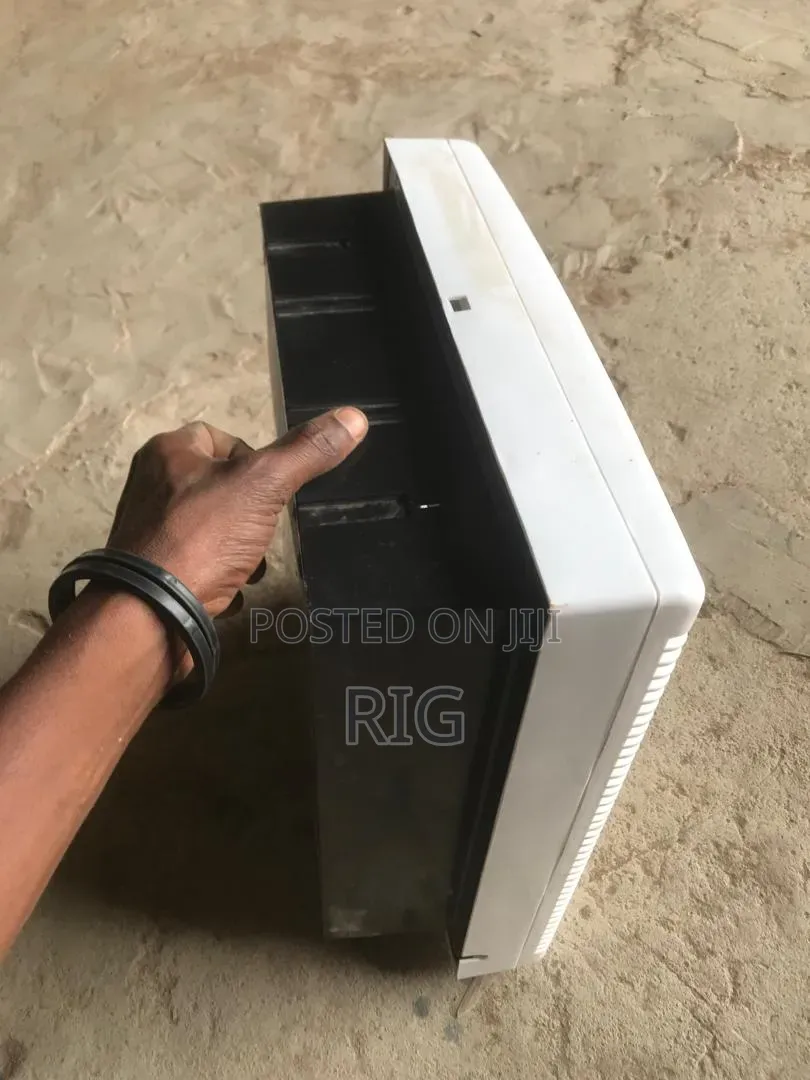12' Interior Wall Extractor Fan