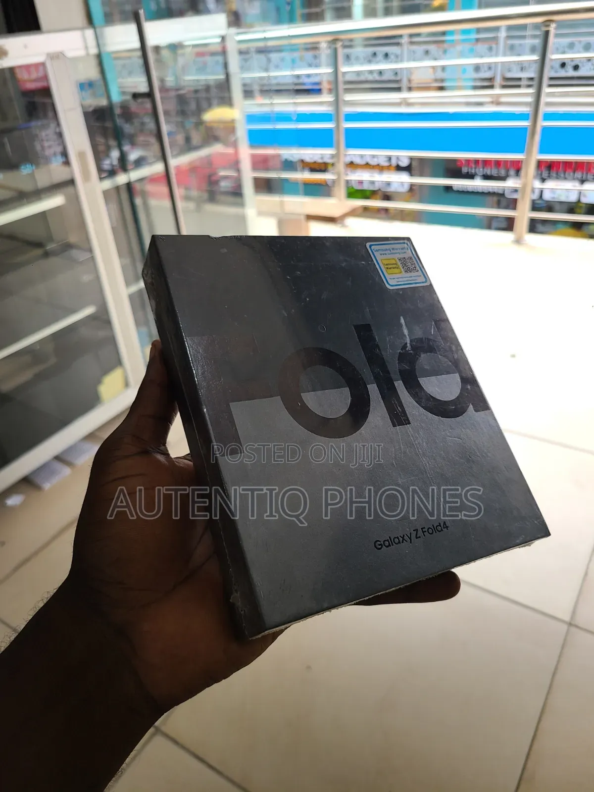 New Samsung Galaxy Z Fold4 256 GB Silver