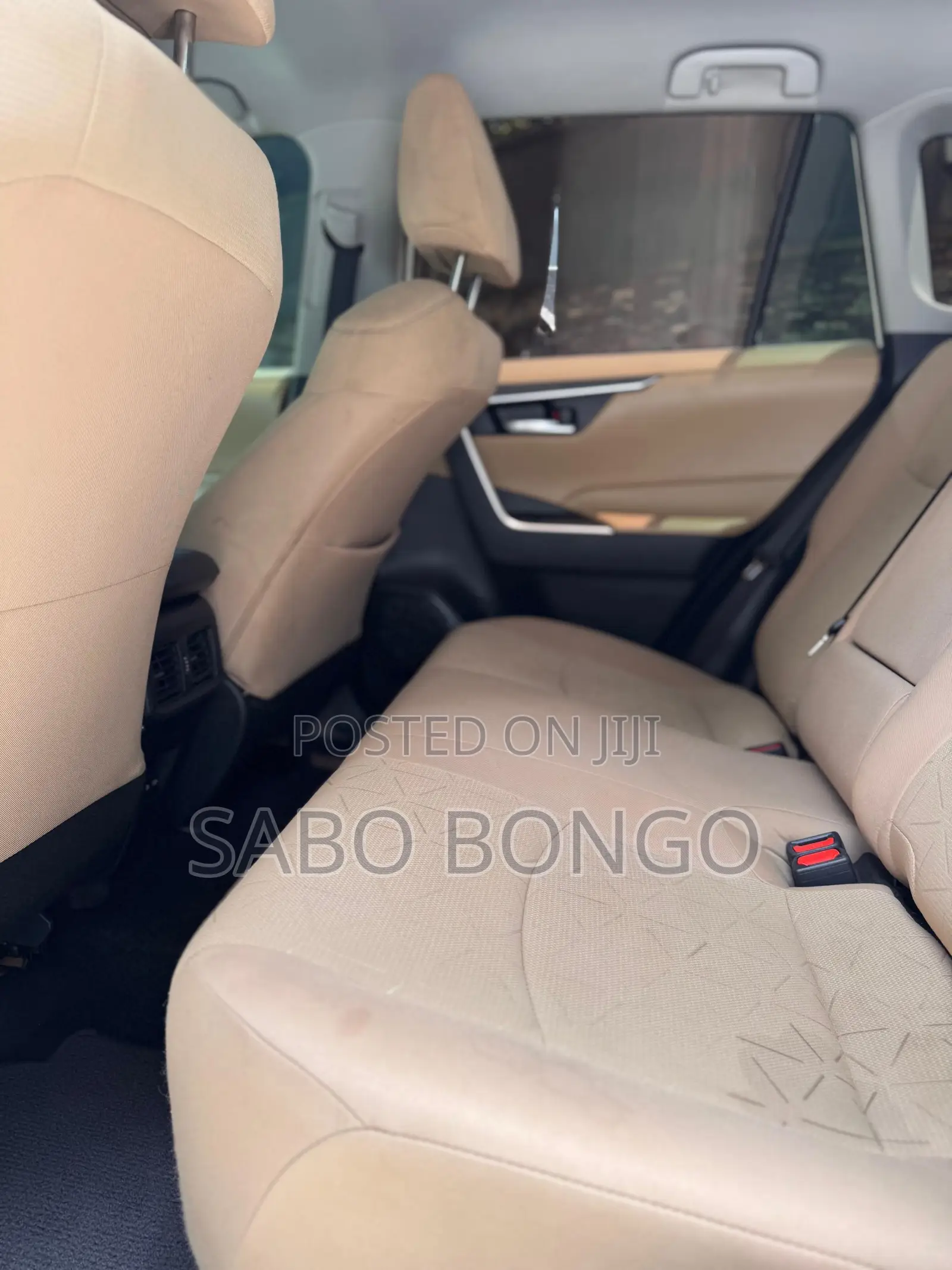 Toyota RAV4 XLE AWD 2023 White