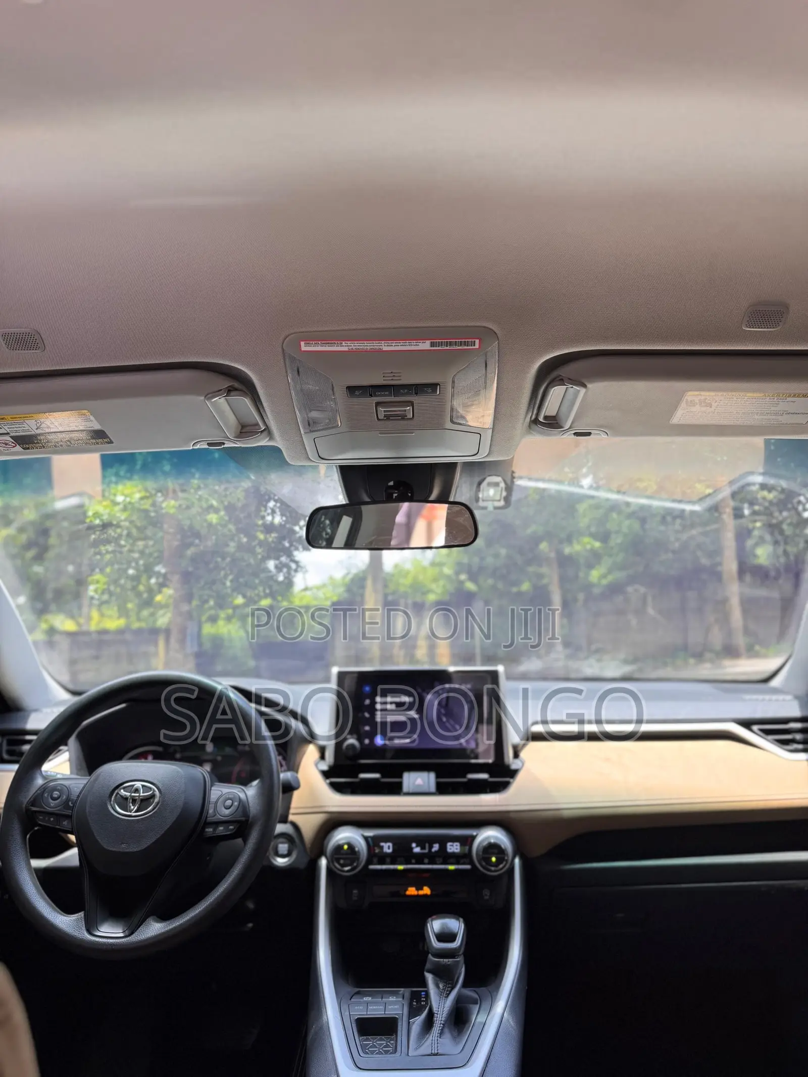 Toyota RAV4 XLE AWD 2023 White