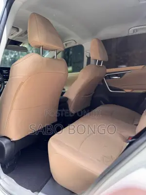 Toyota RAV4 XLE AWD 2023 White