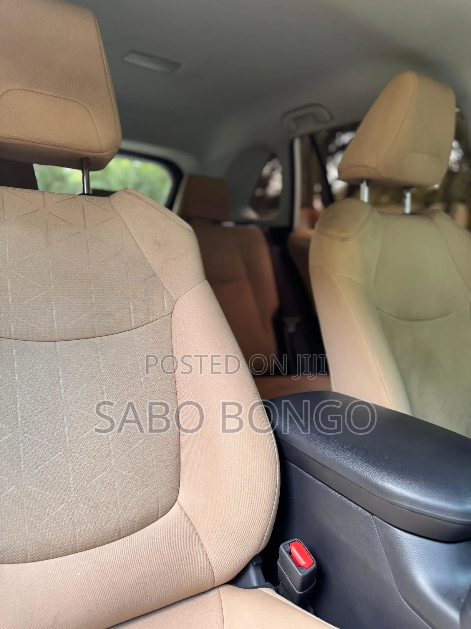 Toyota RAV4 XLE AWD 2023 White