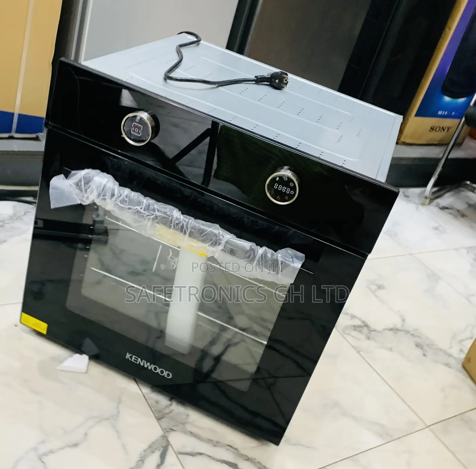 Trust Quality Sleek Black Kenwood Electric Ovens