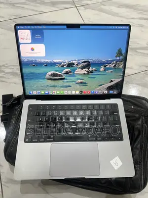 Laptop Apple MacBook Pro 2021 M1 16GB Apple M1 Pro SSD 1T