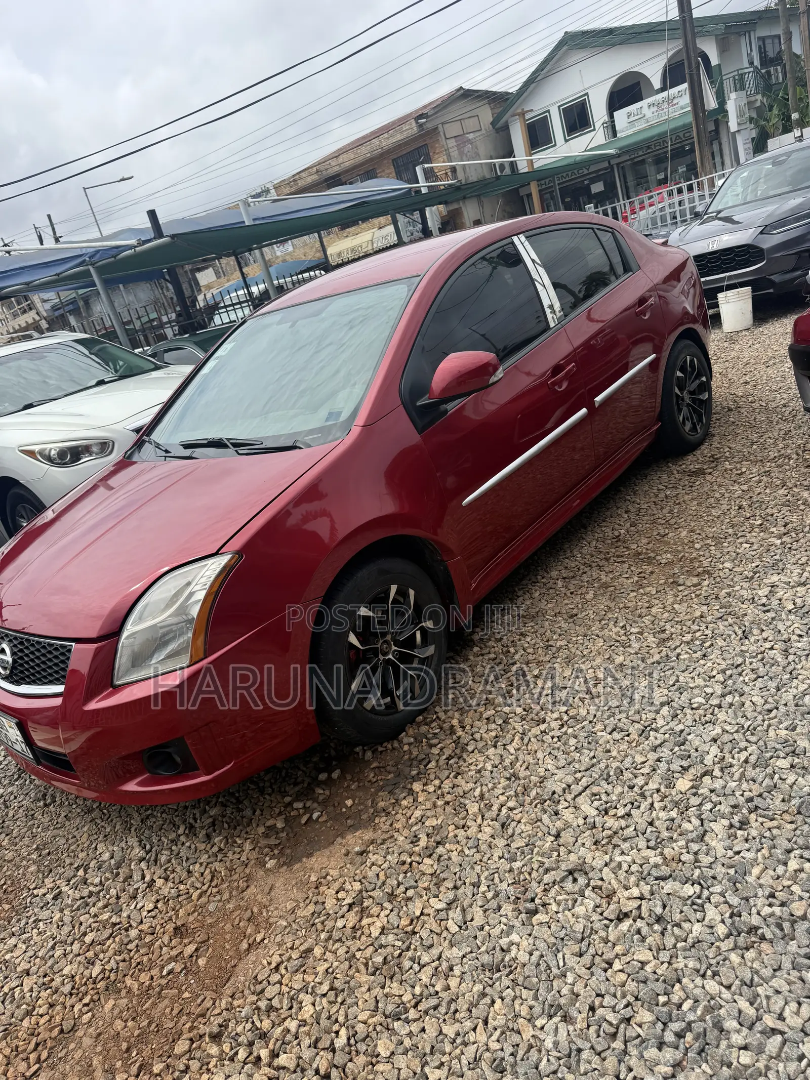 Nissan Sentra 2011 Red