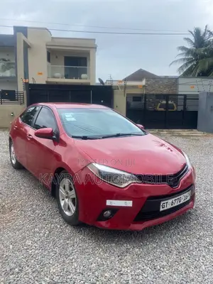 Toyota Corolla 2015 Red