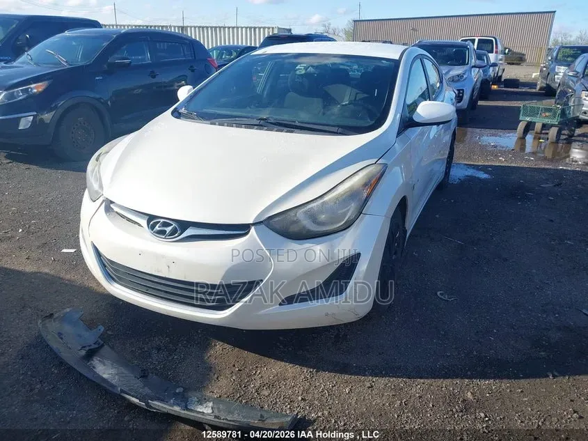 Hyundai Elantra 2015 White