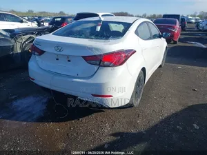 Hyundai Elantra 2015 White