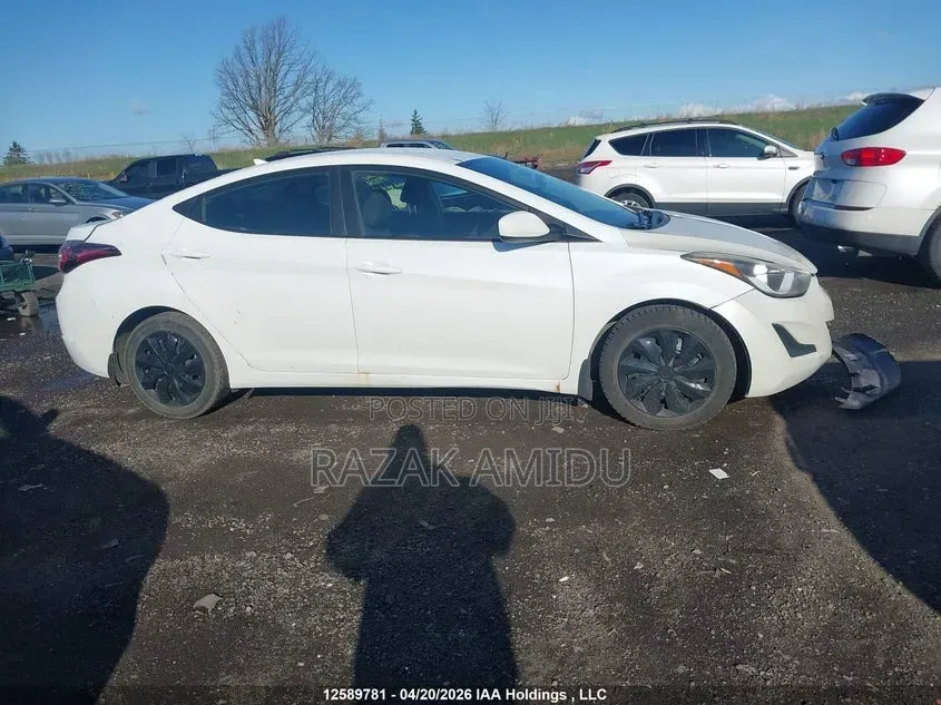 Hyundai Elantra 2015 White