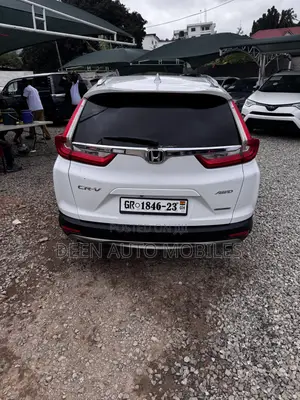 Honda CR-V Touring AWD 2019 White