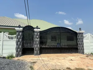 Wallmax Precast Concrete Fencewall