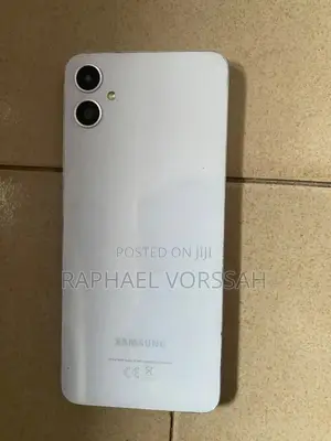 Samsung Galaxy A05 64 GB Silver