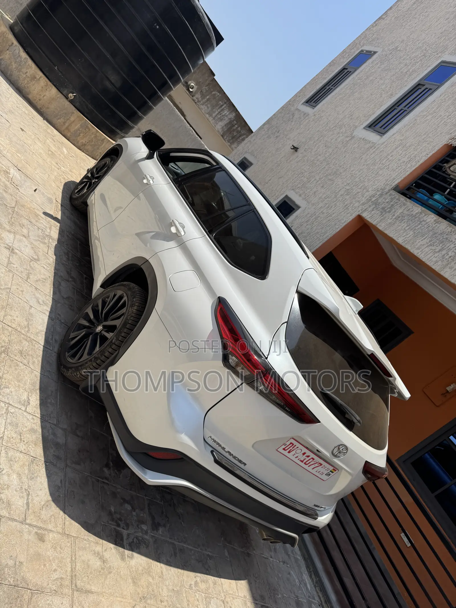 Toyota Highlander XSE AWD 2023 White