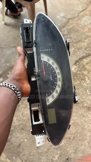 Toyota Yaris Sedan 2009 Meter Board Cluster