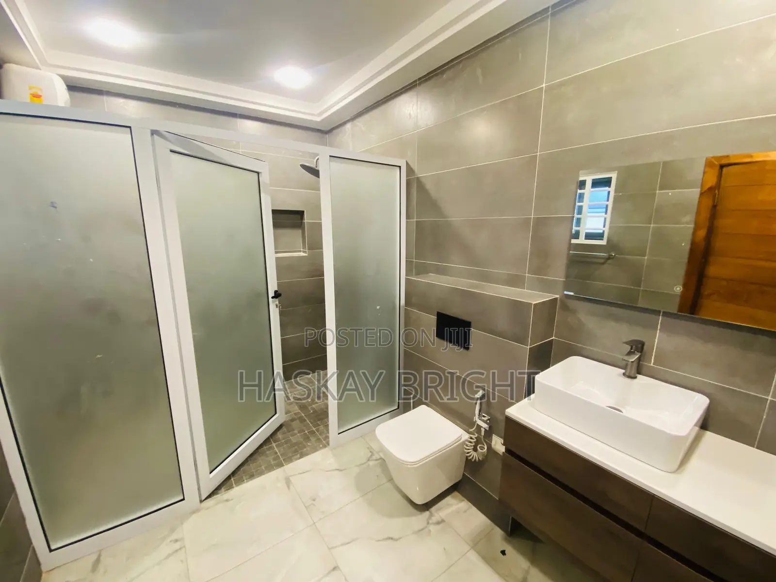 3bdrm House in Dzorwulu for rent