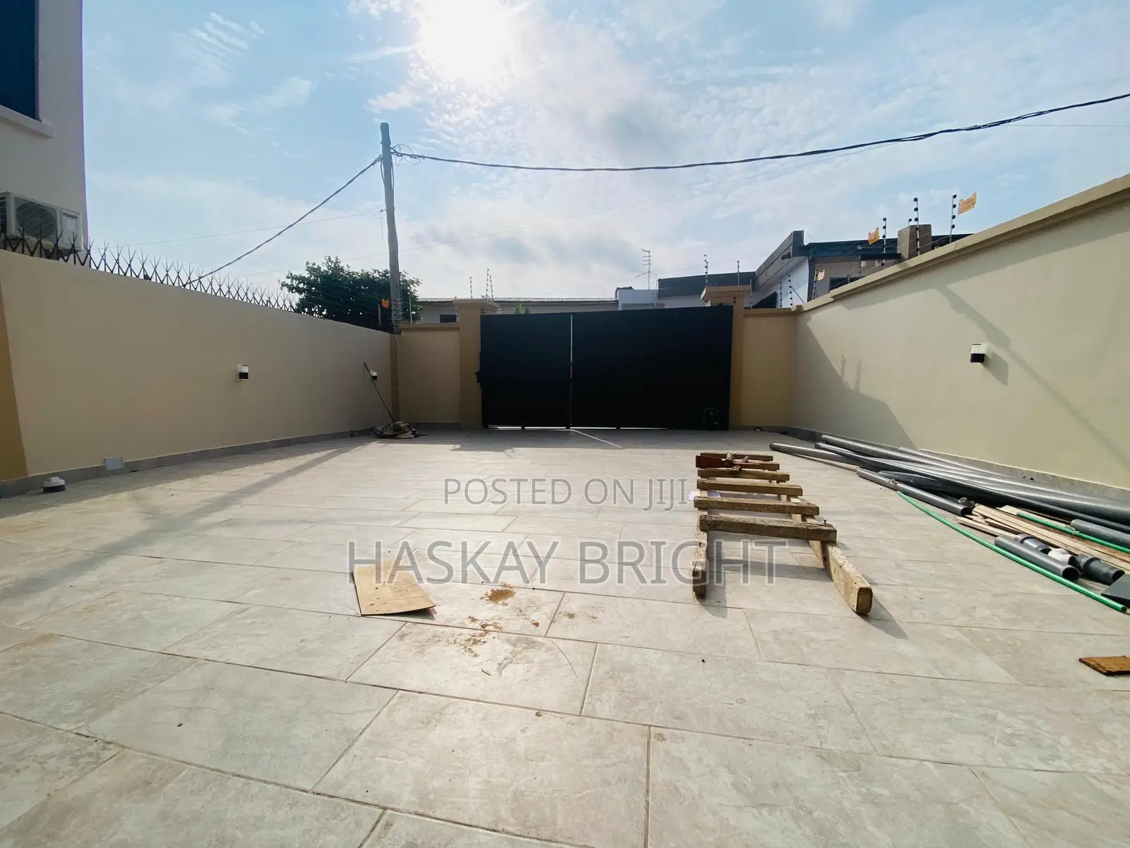 3bdrm House in Dzorwulu for rent