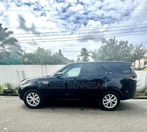 Land Rover Discovery HSE 4x4 2020 Black
