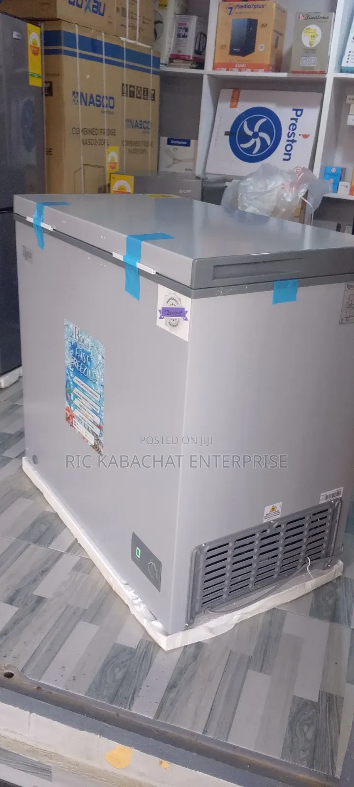 Roch Chest Freezer 200 Litres