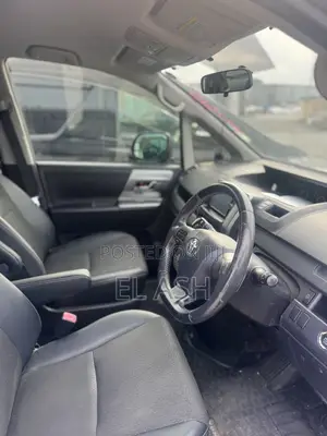 Toyota Voxy 2013 Black
