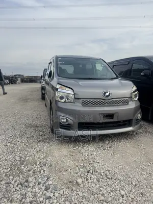 Toyota Voxy 2013 Black