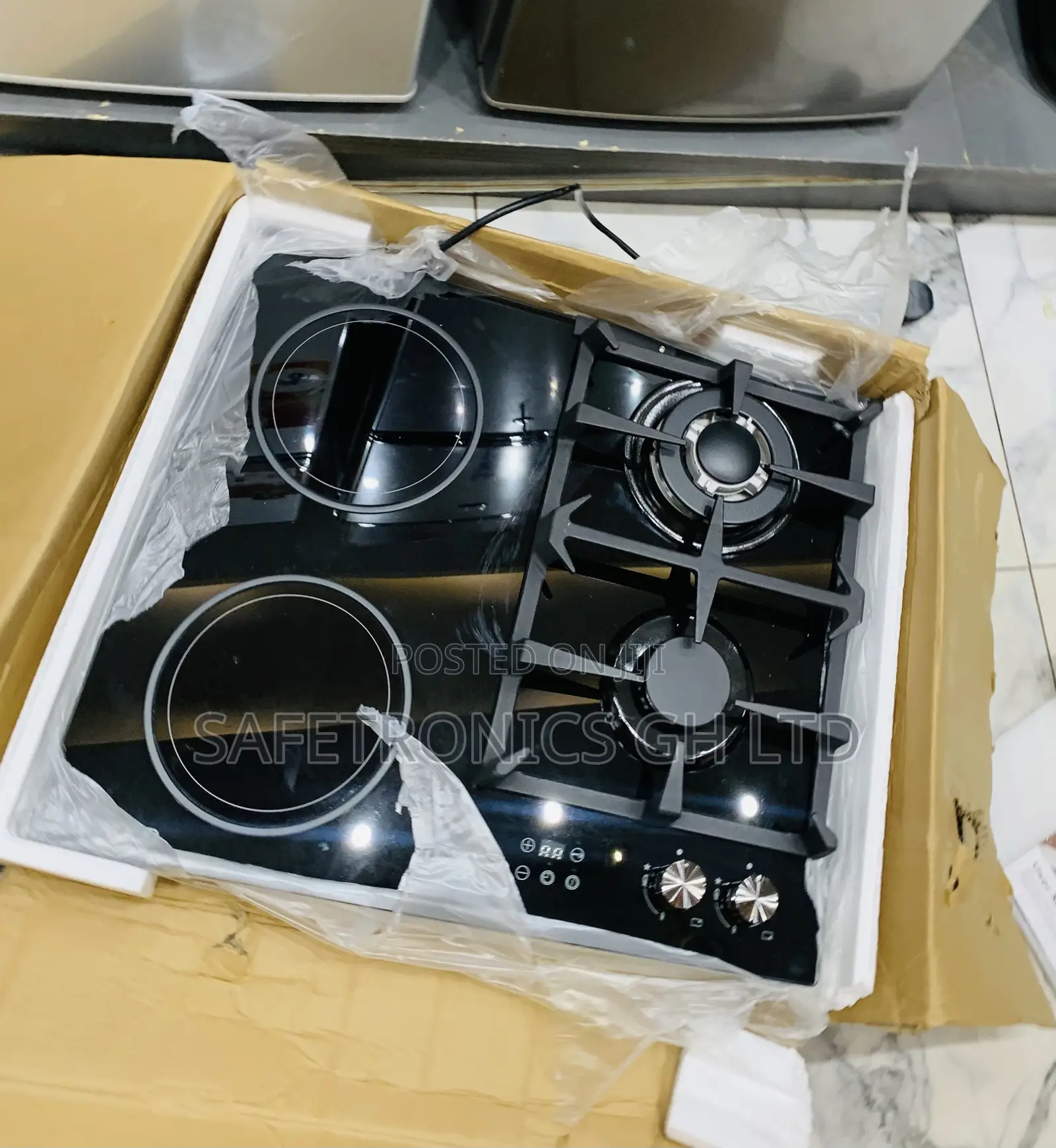 Authentic Sleek Black Kenwood 2 Gas + 2 Electric Built-in Cooker Hob