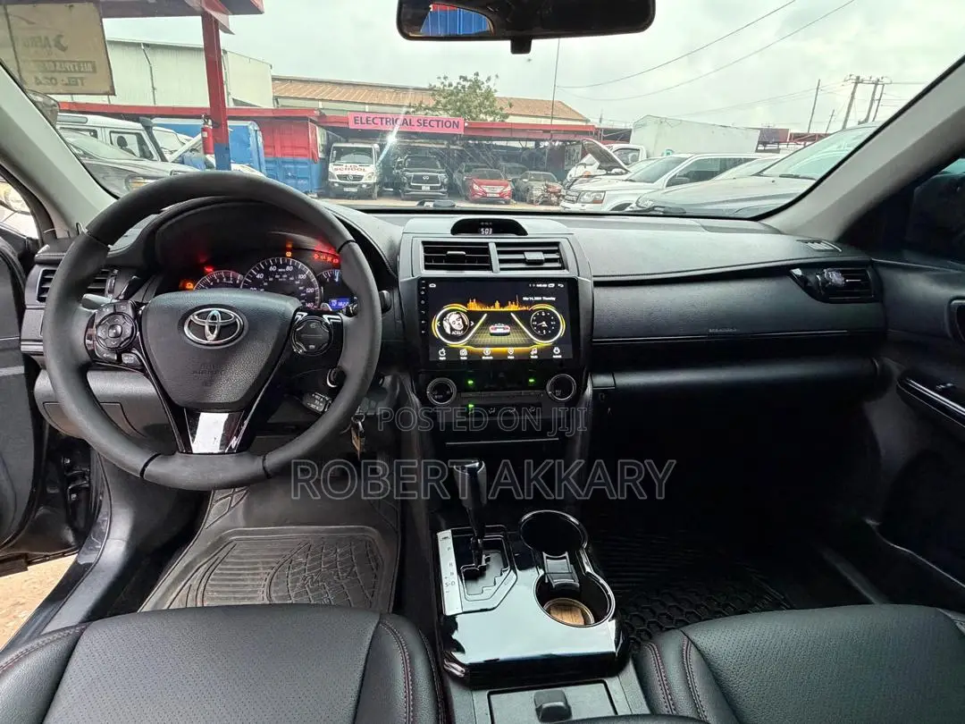 Toyota Camry 2015 Black