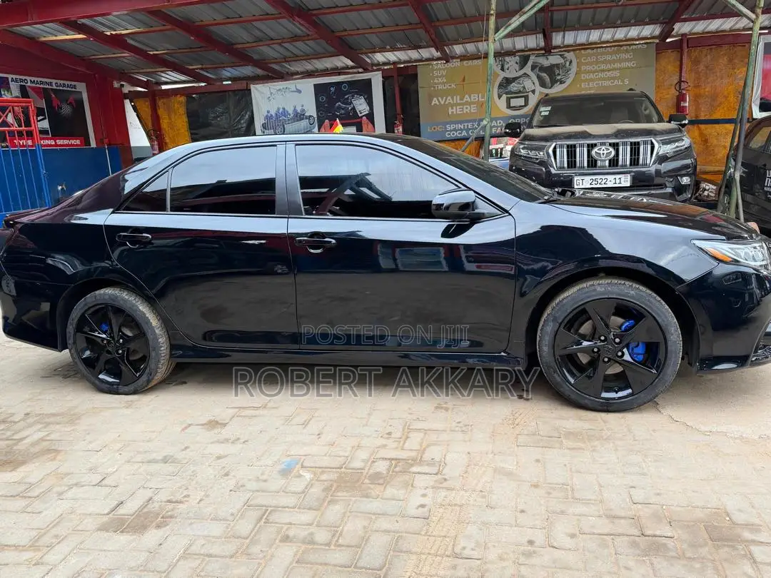 Toyota Camry 2015 Black