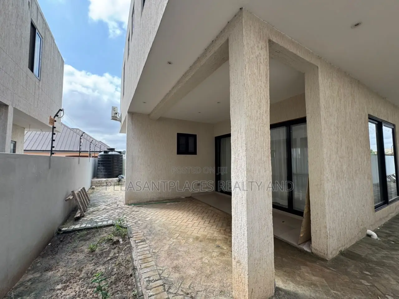 3bdrm House in Pleasantplaces And, Adenta for sale