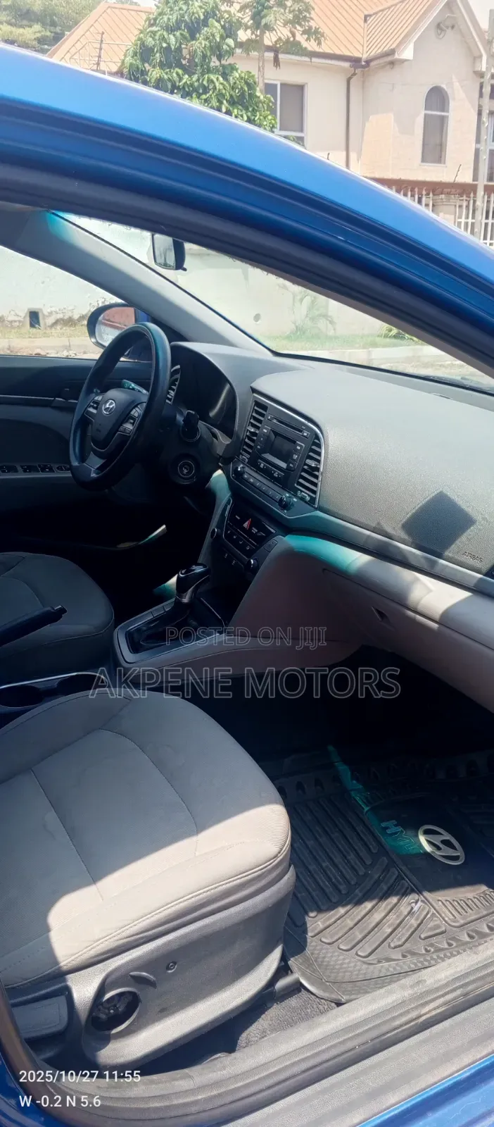 Hyundai Elantra 2017 Blue