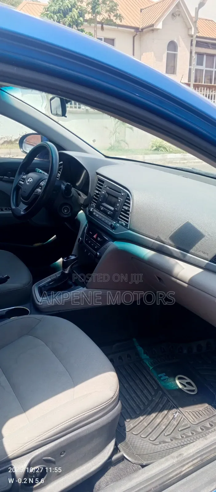 Hyundai Elantra 2017 Blue