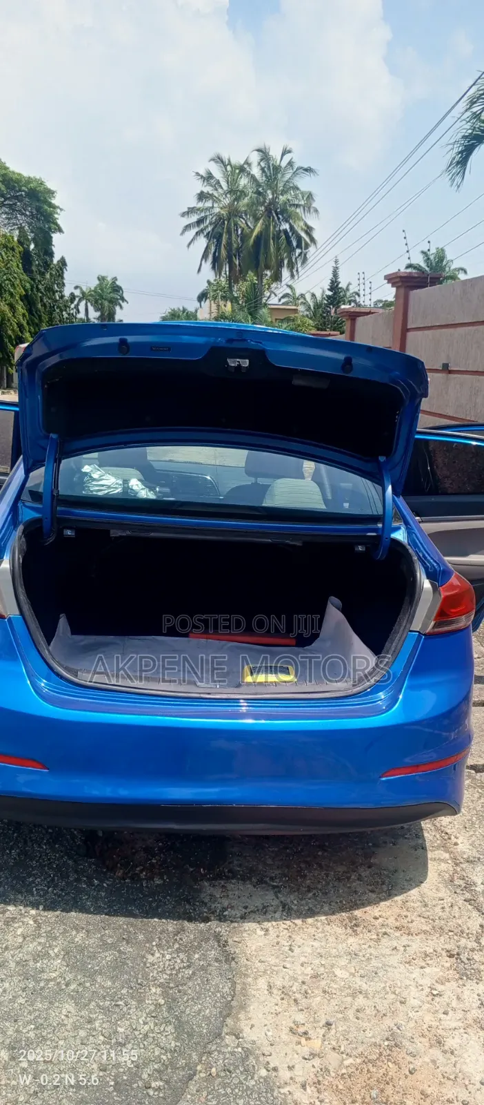 Hyundai Elantra 2017 Blue