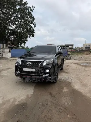 Toyota Fortuner 2013 Black