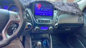 Hyundai Tucson Limited AWD 2011 Gray