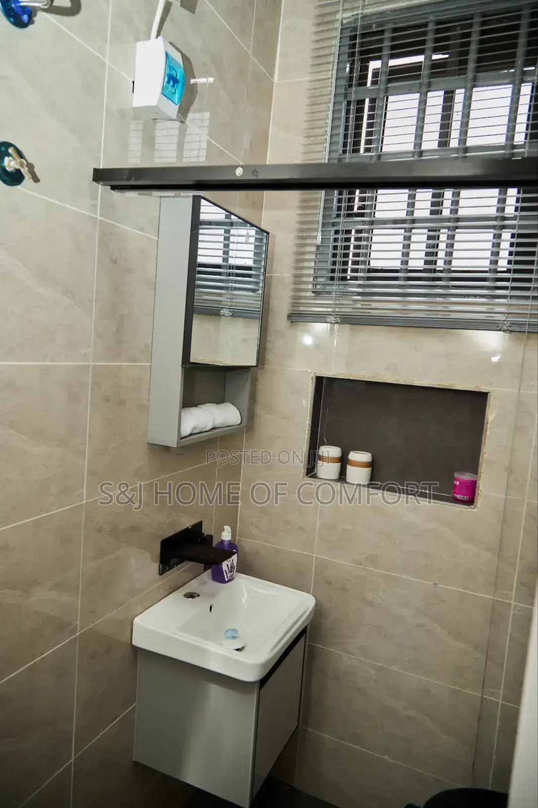 Luxury Furnished Apartment
