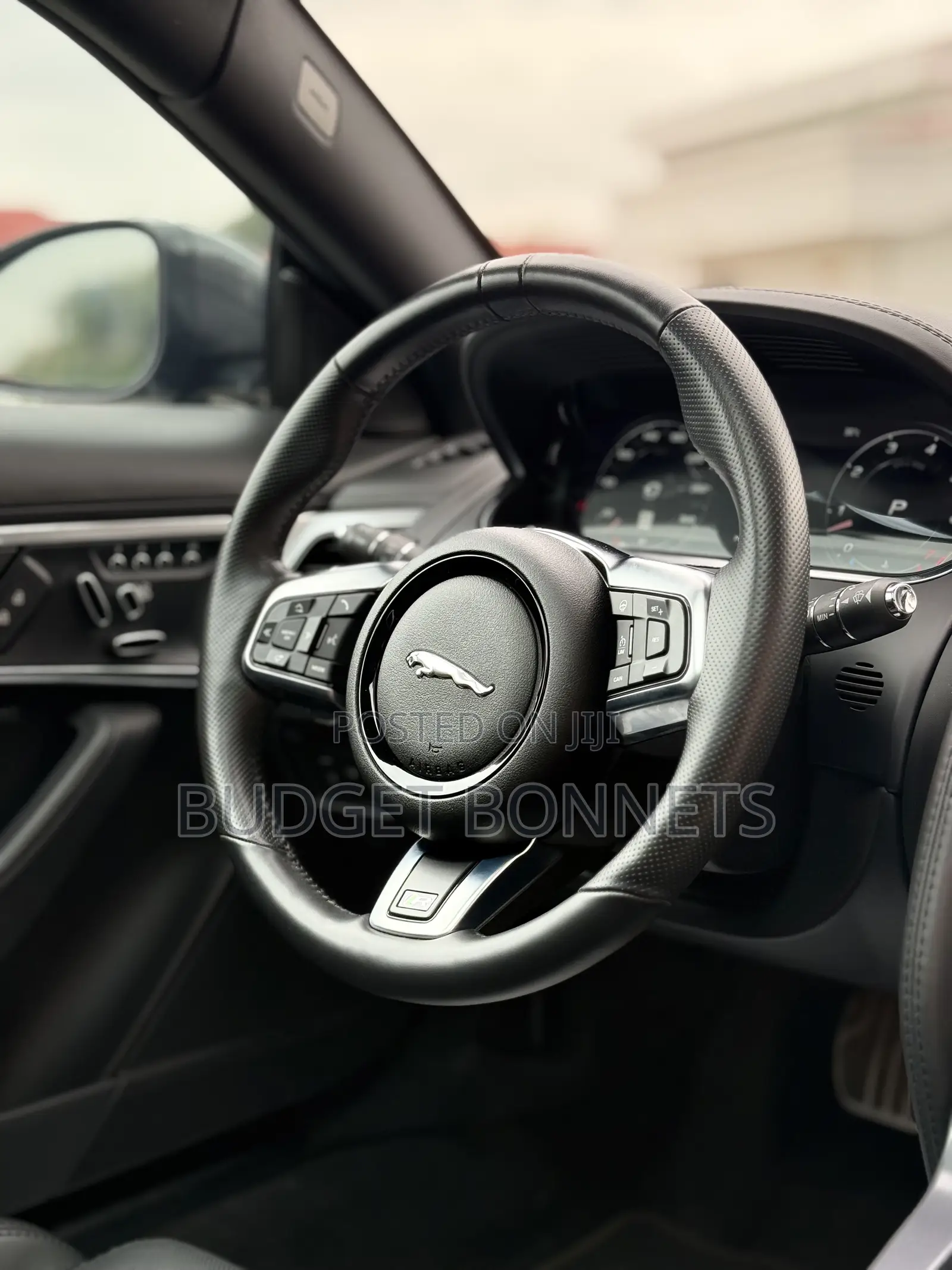 Jaguar F-Type 2021 Gray