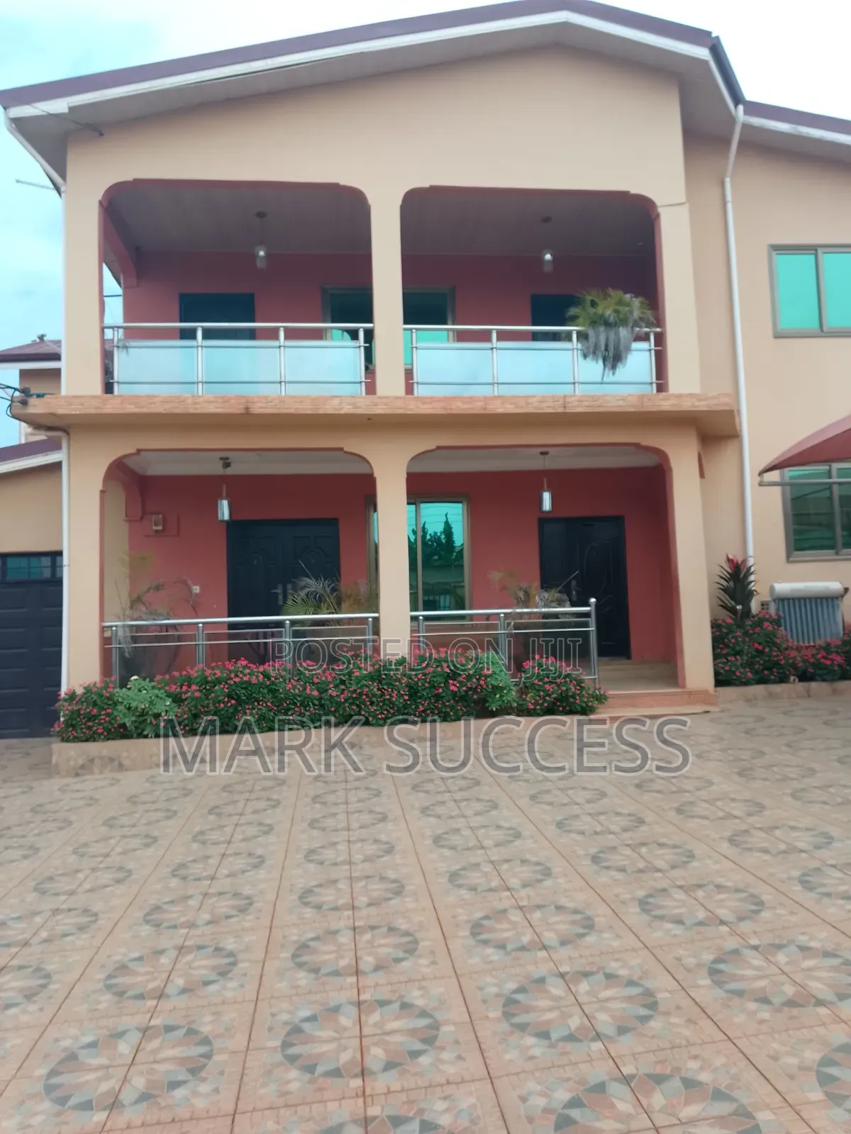 5bdrm Duplex in Bortiano for rent
