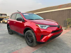 Toyota RAV4 2017 Red