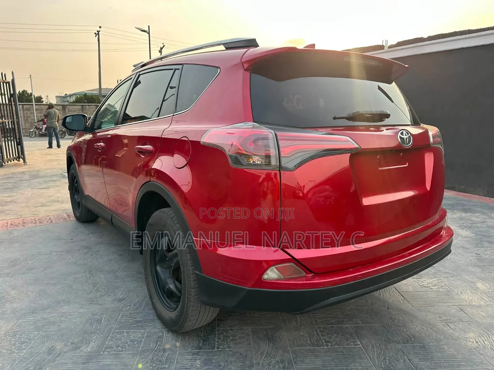 Toyota RAV4 2017 Red