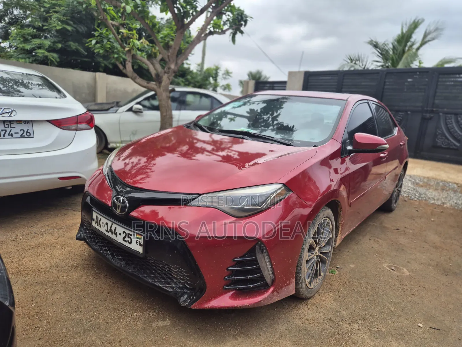 Toyota Corolla S 4dr Sedan (1.8L 4cyl CVT) 2016 Red