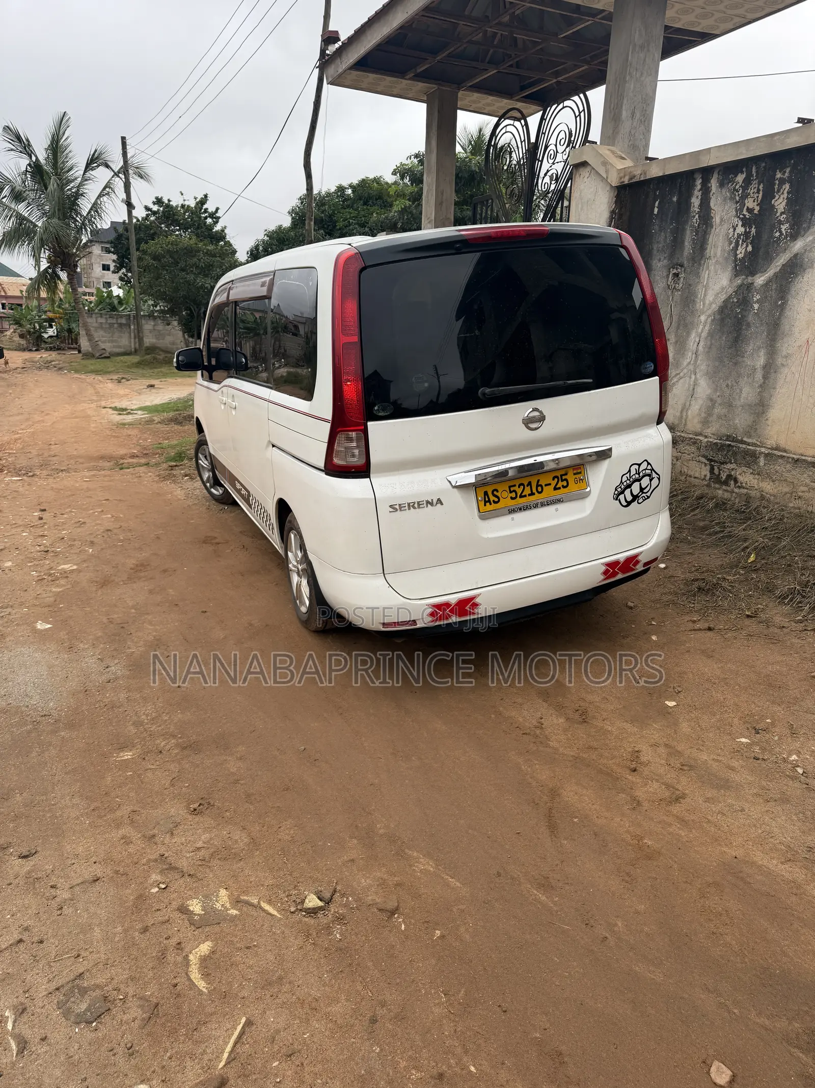 Nissan Serena 2012 White
