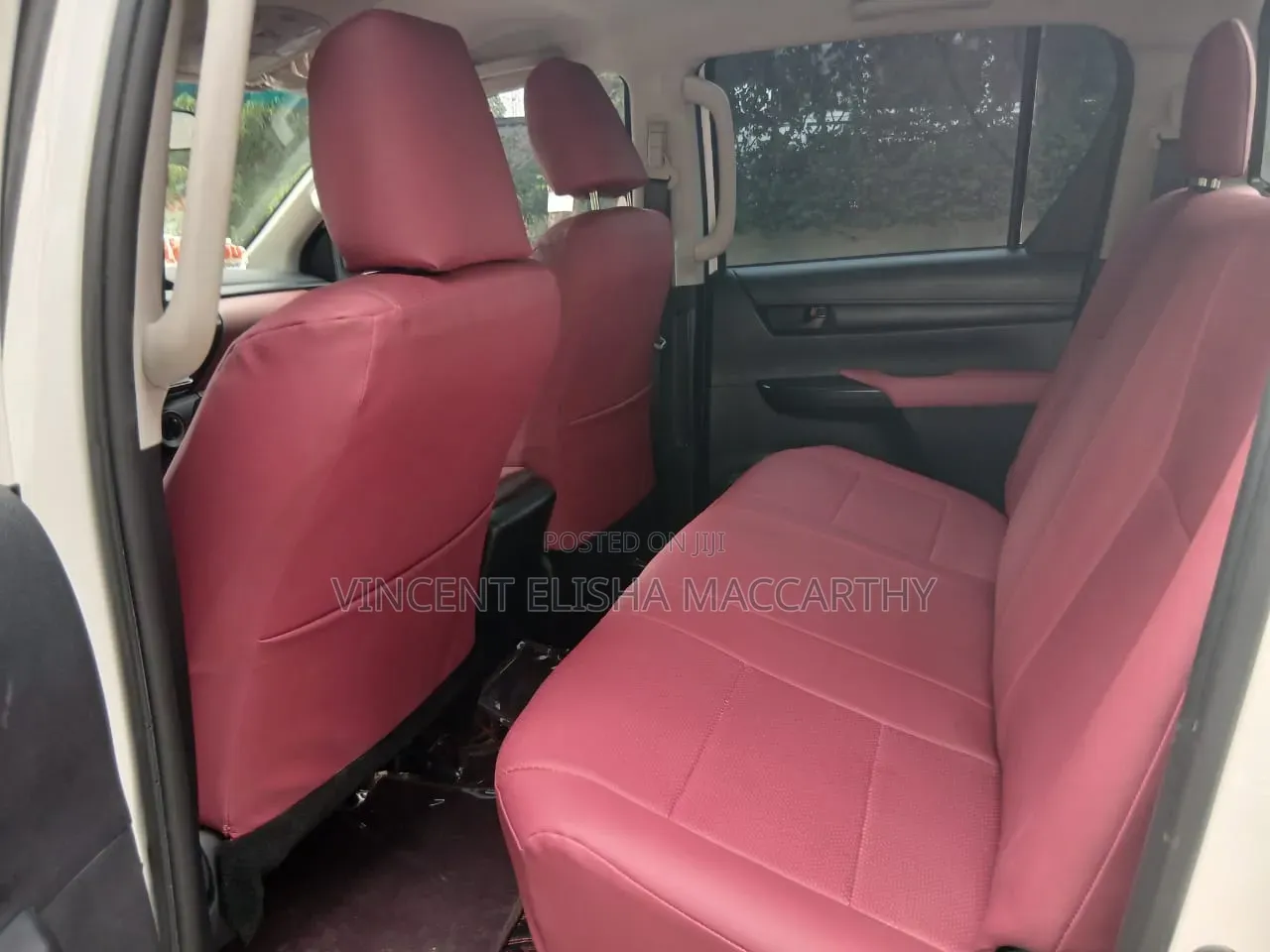 Toyota Hilux 2024 White