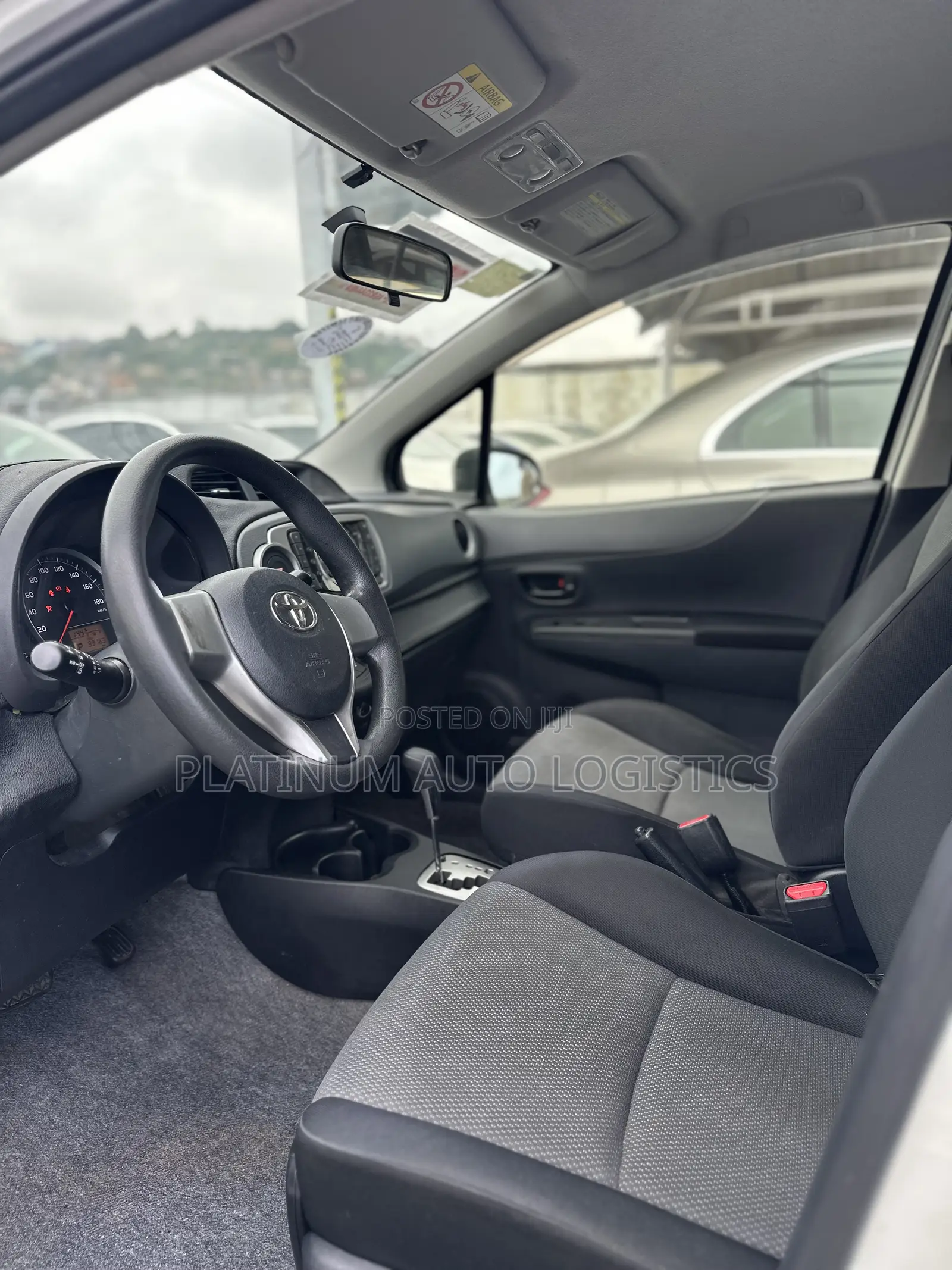 Toyota Vitz 2013 White