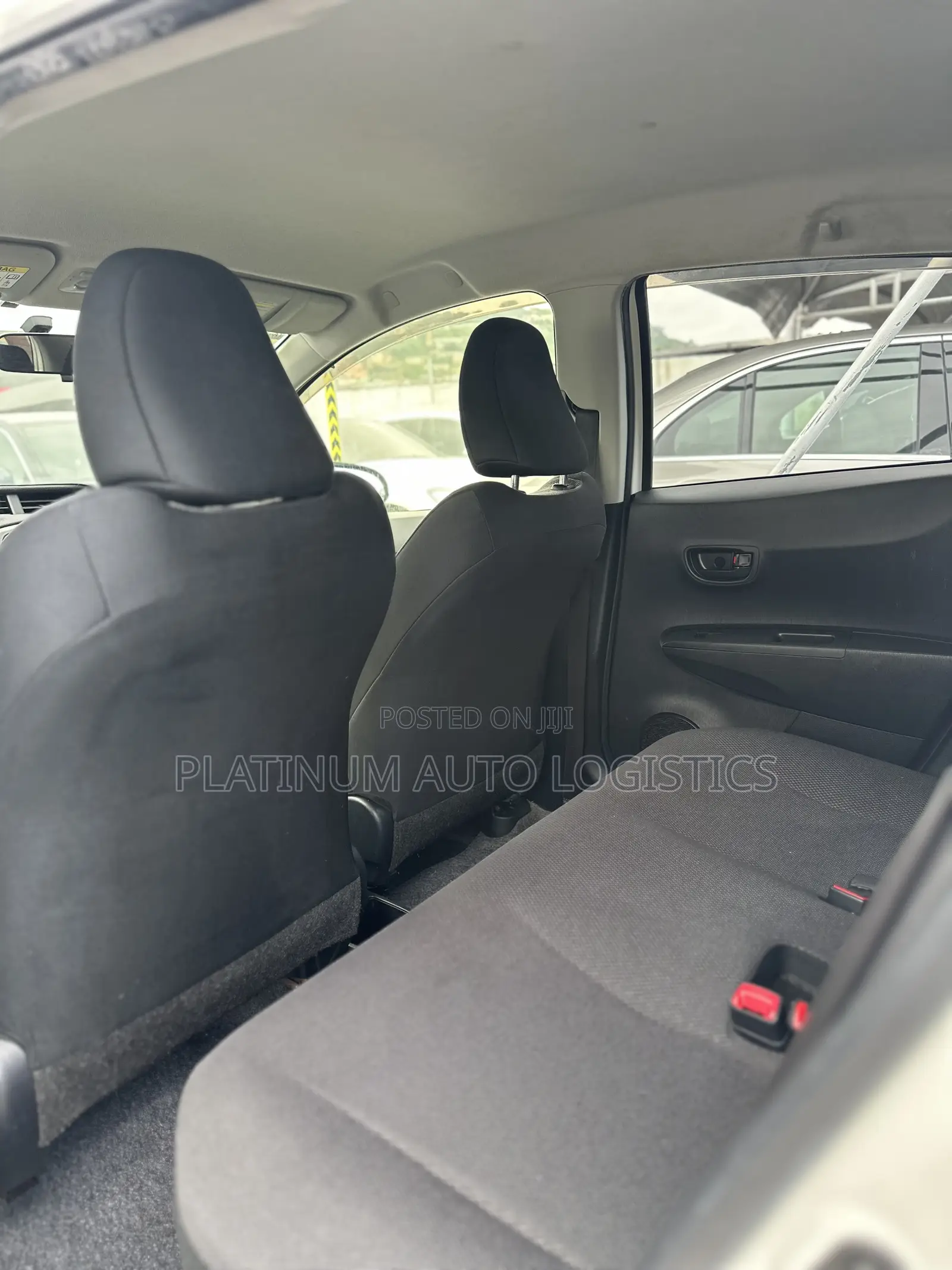 Toyota Vitz 2013 White