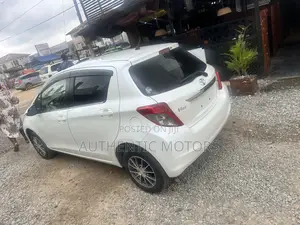 Toyota Vitz 2013 White