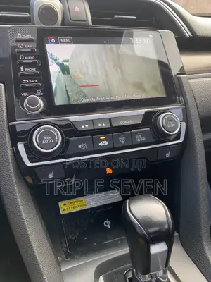 Honda Civic Touring Sedan 2019 White
